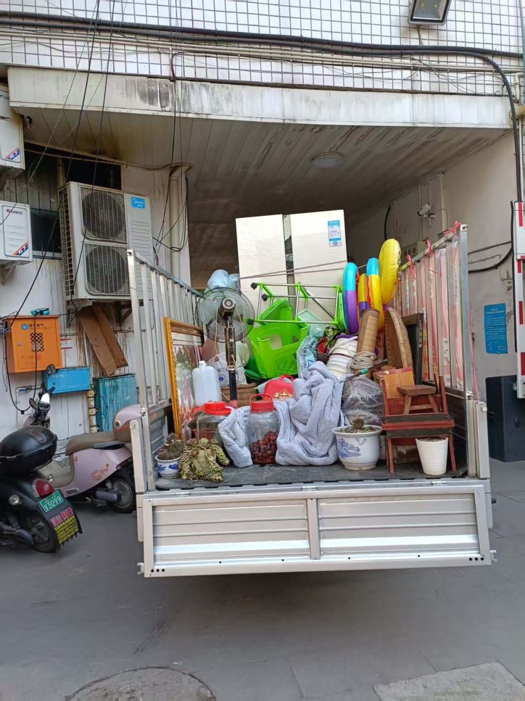 居民搬家